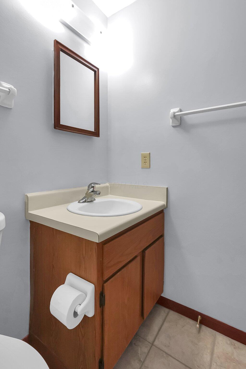 4801 Lady Jane Avenue #29B, Hilliard, Ohio image 28