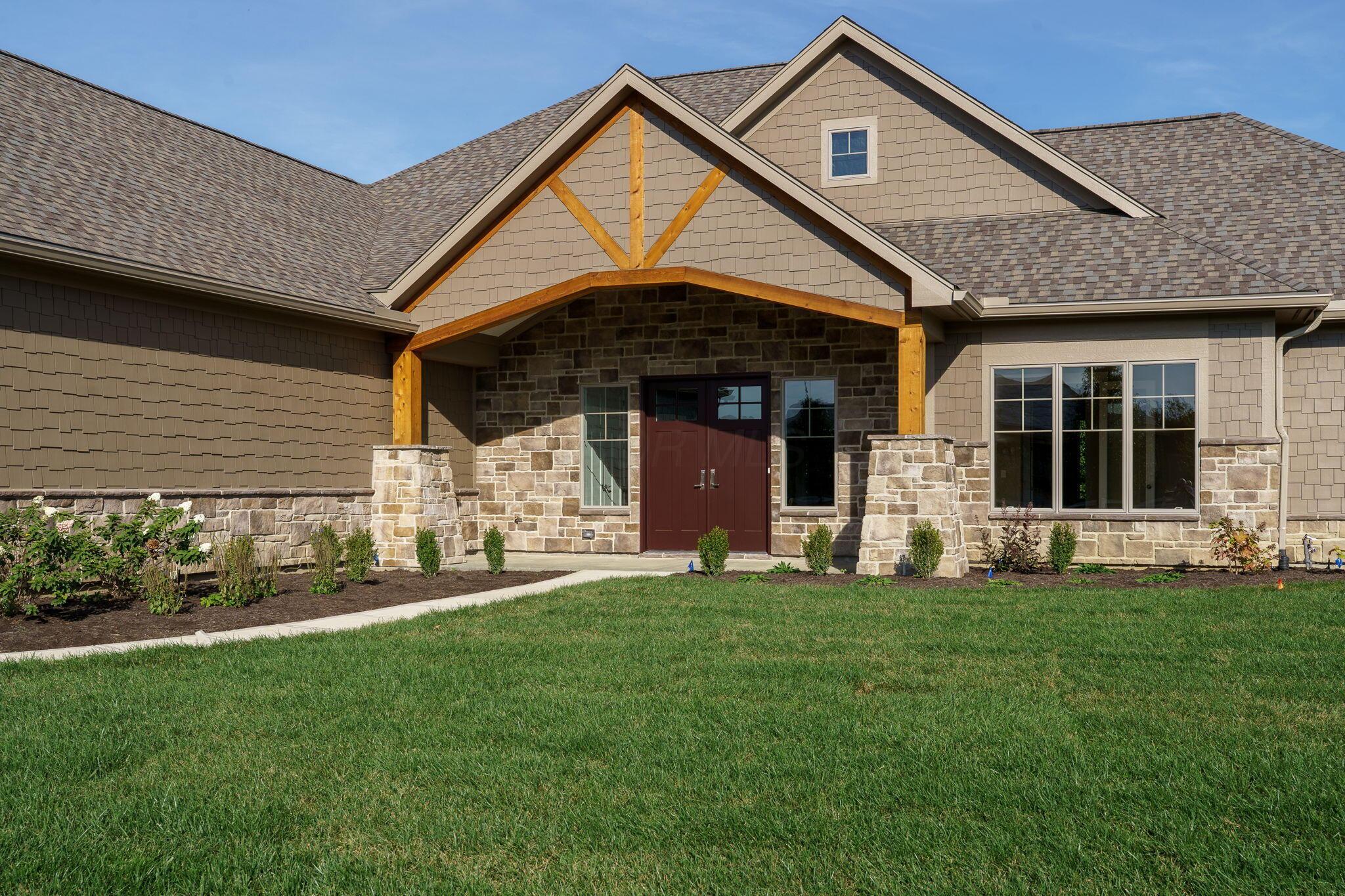 9882 Saddle Creek Trail