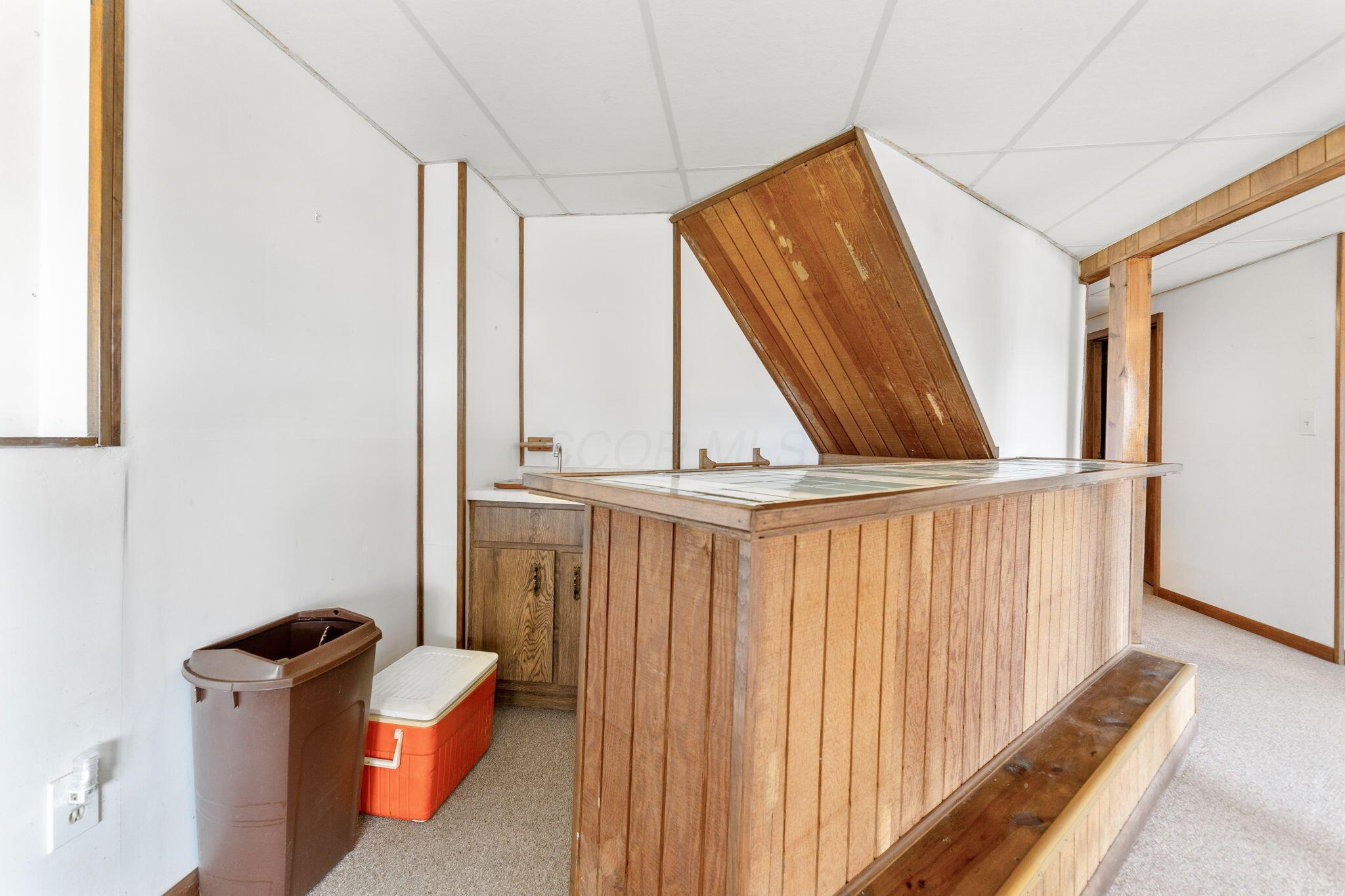 323 Greenacre Drive, Howard, Ohio image 34