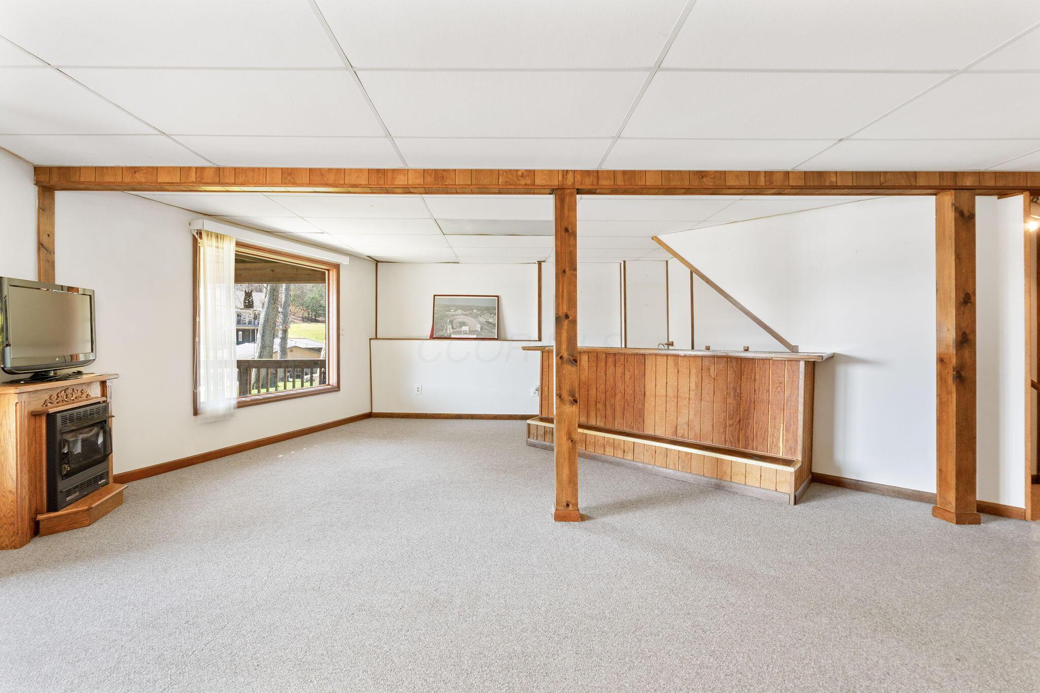 323 Greenacre Drive, Howard, Ohio image 37
