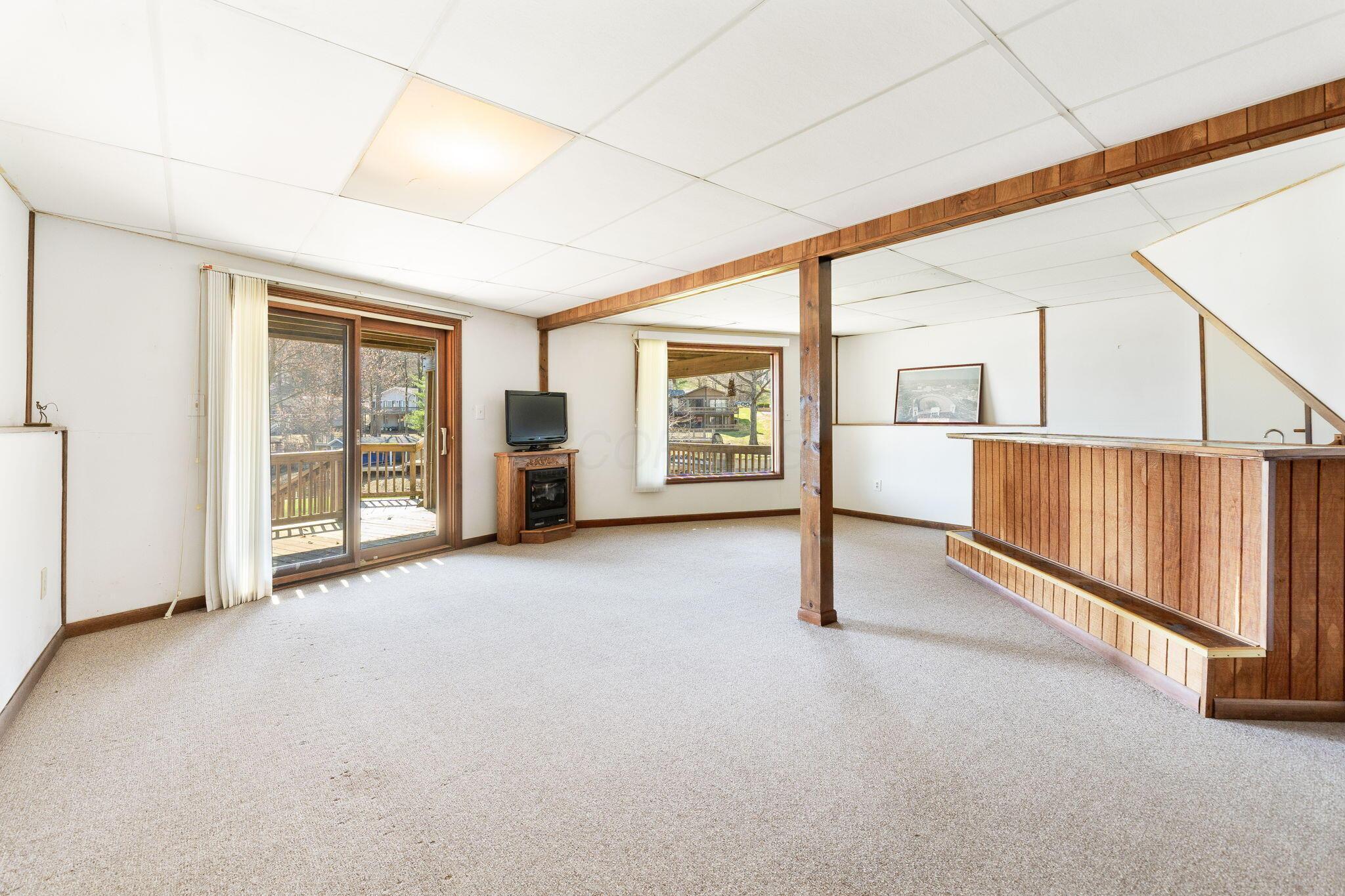 323 Greenacre Drive, Howard, Ohio image 35
