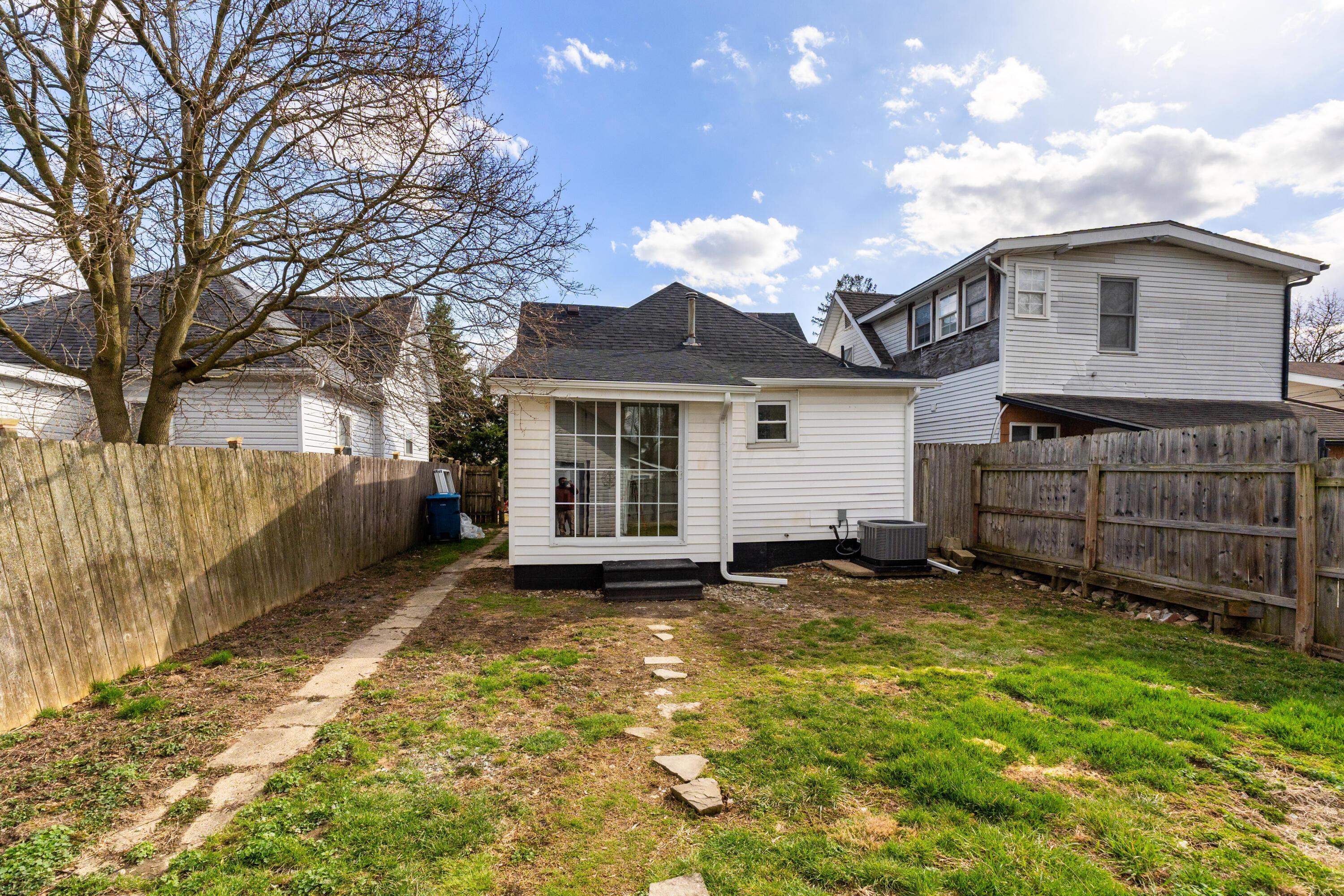 304 W 3rd Street, Marysville, Ohio image 16