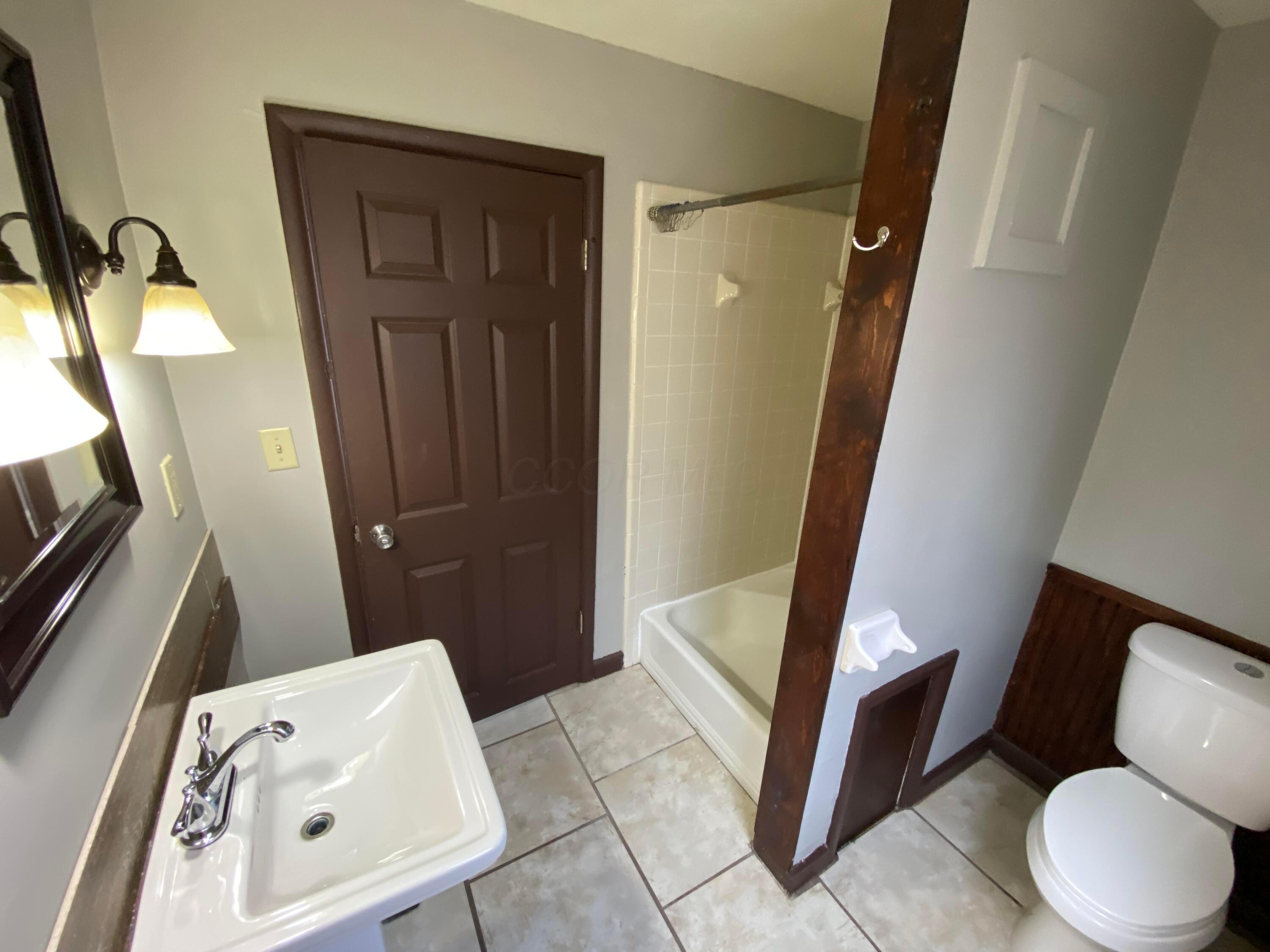 406 E 17th Avenue, Columbus, Ohio image 12