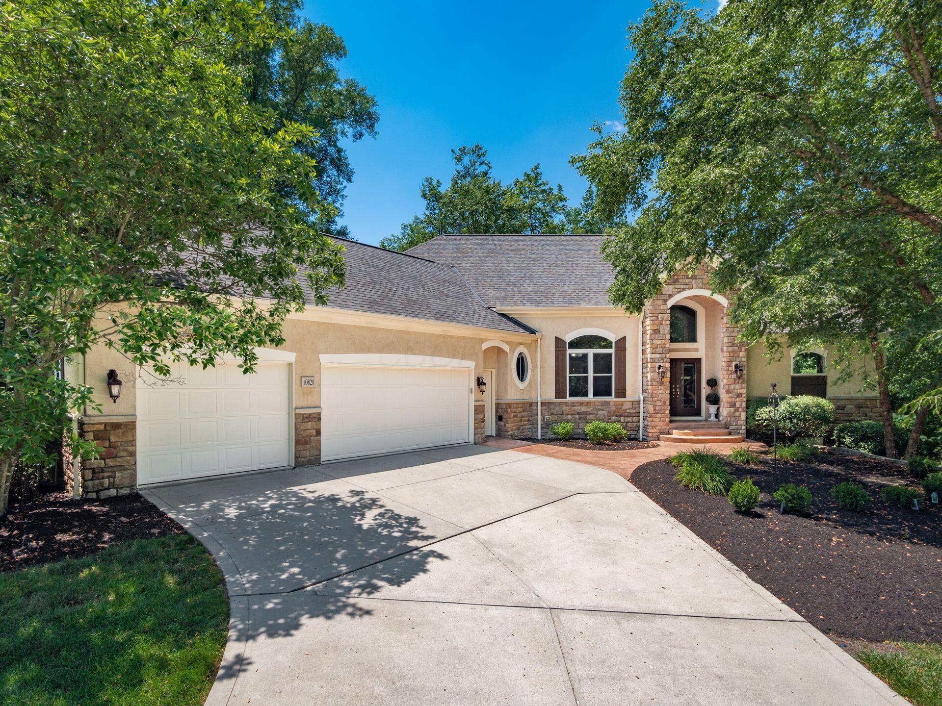 Dublin, Ohio 43016, United States, 4 Bedrooms Bedrooms, ,4 BathroomsBathrooms,Residential,Contingent,157641