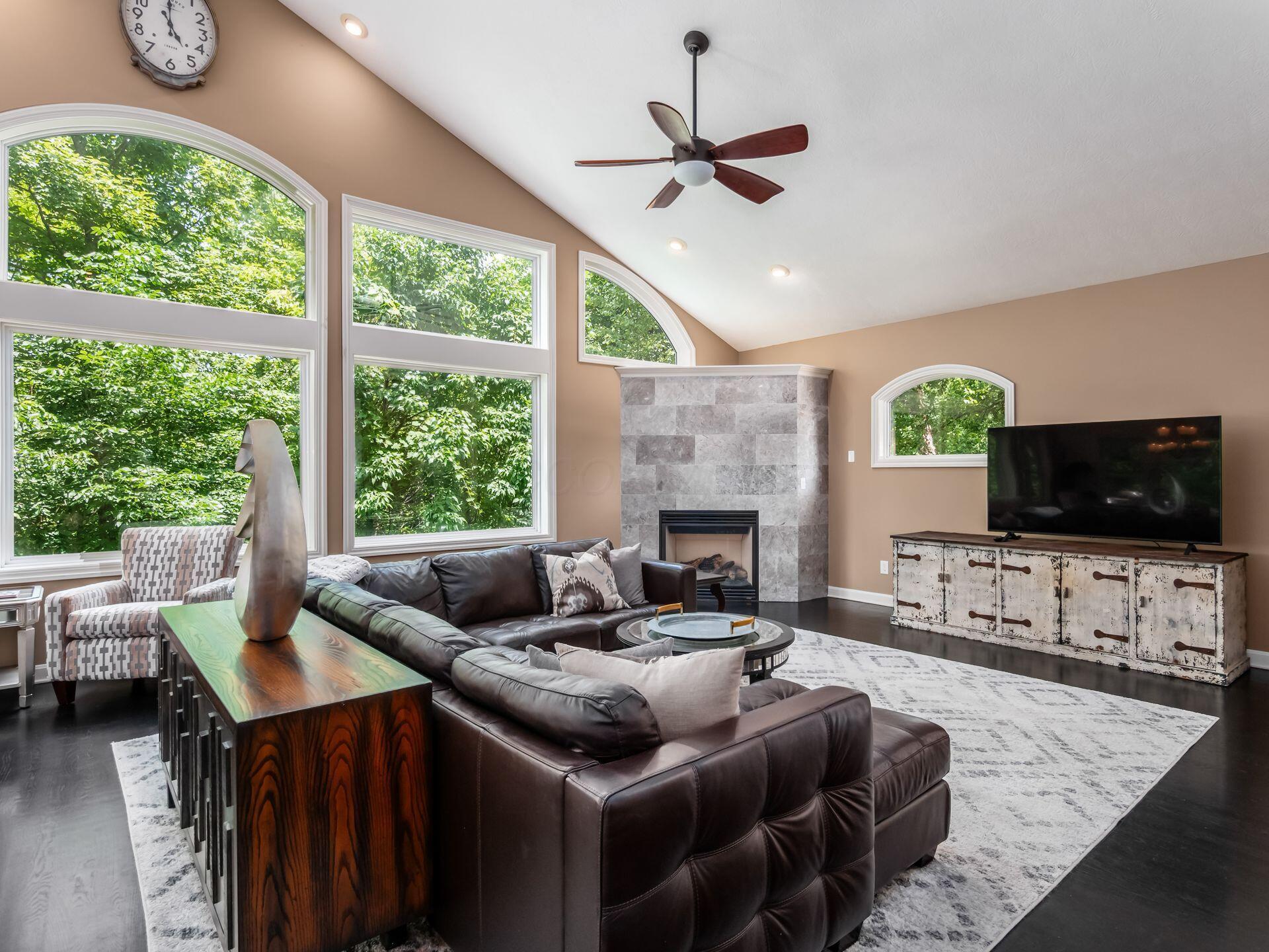 Dublin, Ohio 43016, United States, 4 Bedrooms Bedrooms, ,4 BathroomsBathrooms,Residential,Contingent,157641