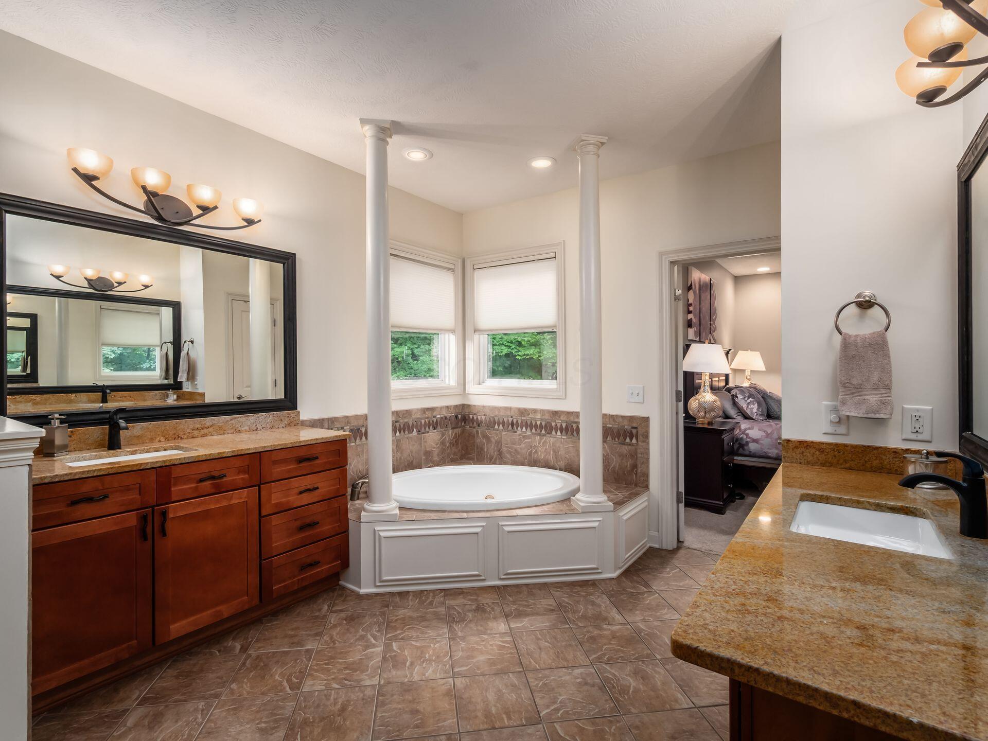 Dublin, Ohio 43016, United States, 4 Bedrooms Bedrooms, ,4 BathroomsBathrooms,Residential,Contingent,157641