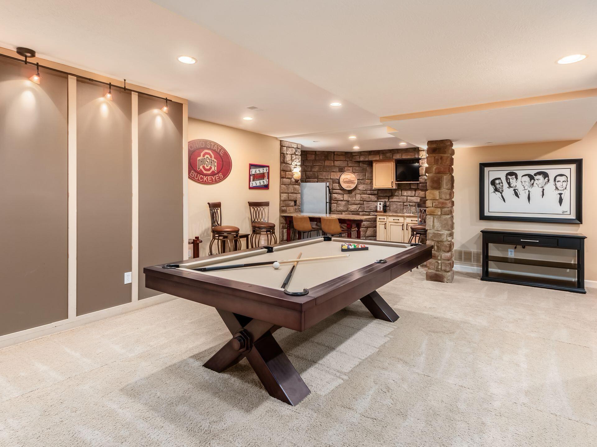 Dublin, Ohio 43016, United States, 4 Bedrooms Bedrooms, ,4 BathroomsBathrooms,Residential,Contingent,157641