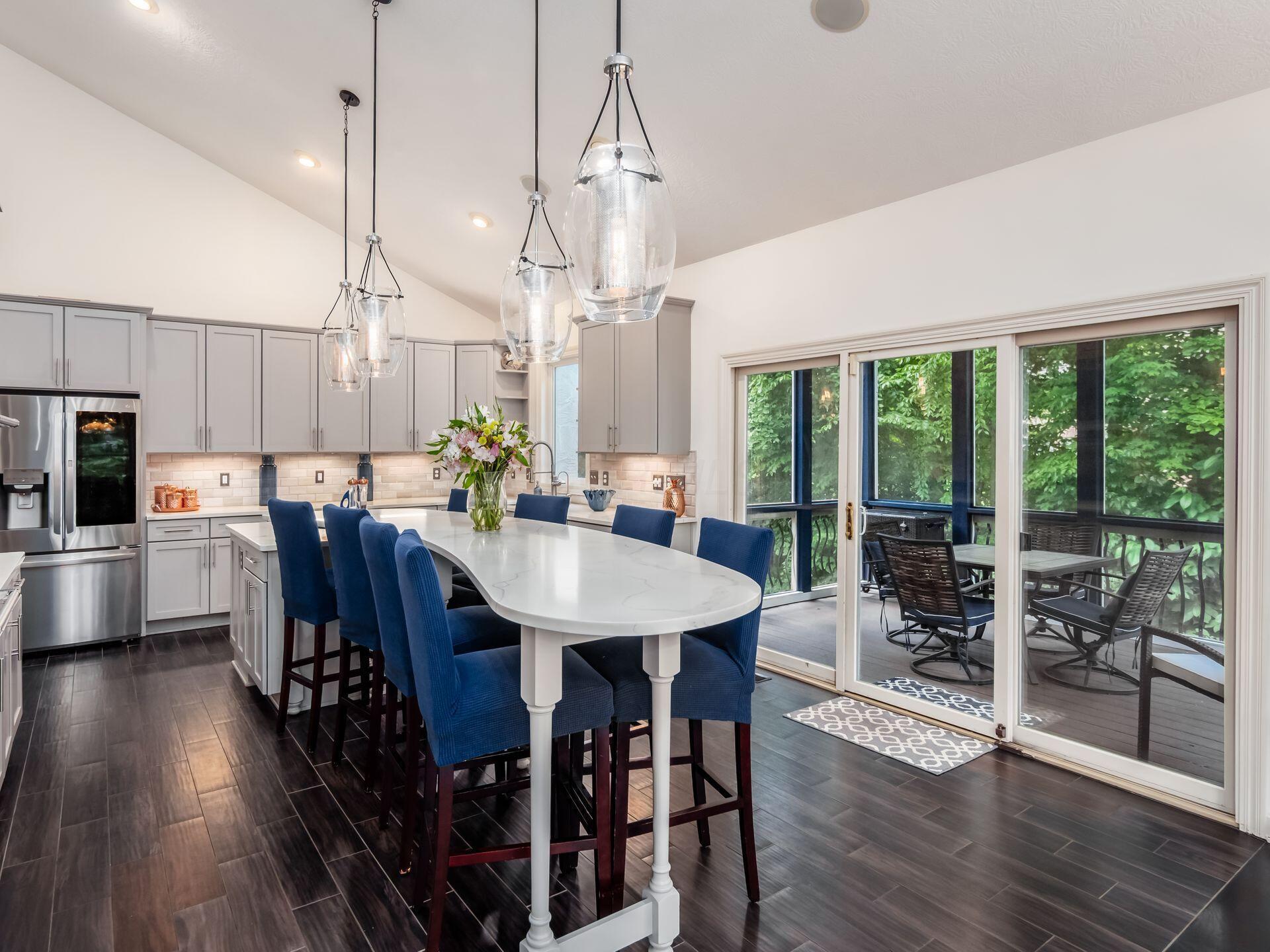 Dublin, Ohio 43016, United States, 4 Bedrooms Bedrooms, ,4 BathroomsBathrooms,Residential,Contingent,157641