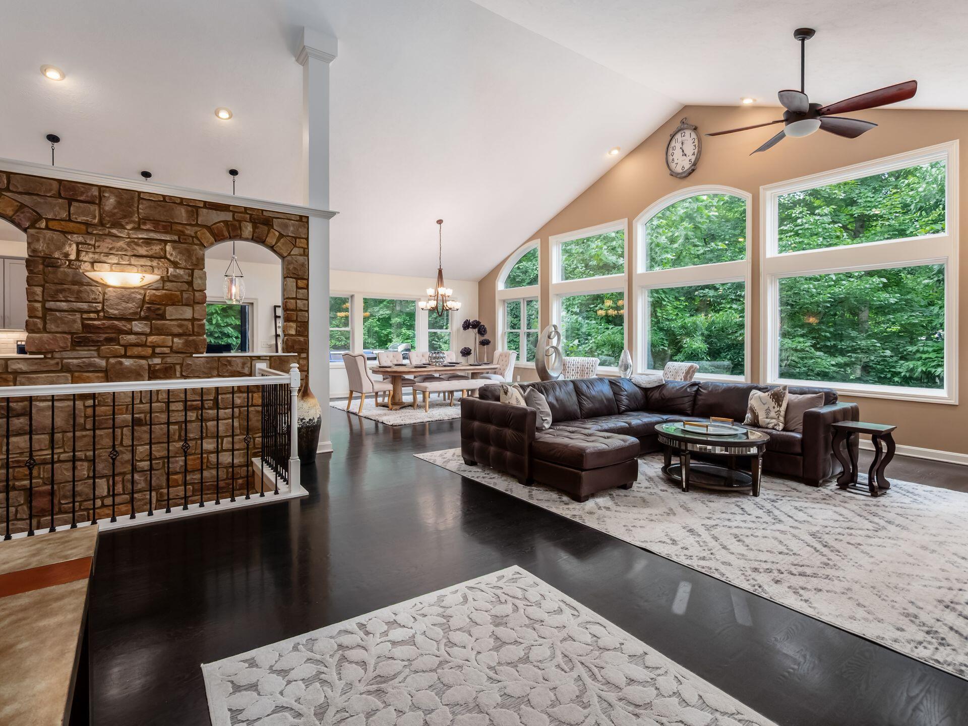 Dublin, Ohio 43016, United States, 4 Bedrooms Bedrooms, ,4 BathroomsBathrooms,Residential,Contingent,157641