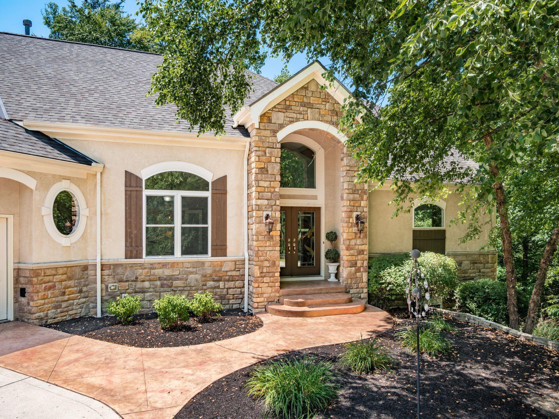 Dublin, Ohio 43016, United States, 4 Bedrooms Bedrooms, ,4 BathroomsBathrooms,Residential,Contingent,157641