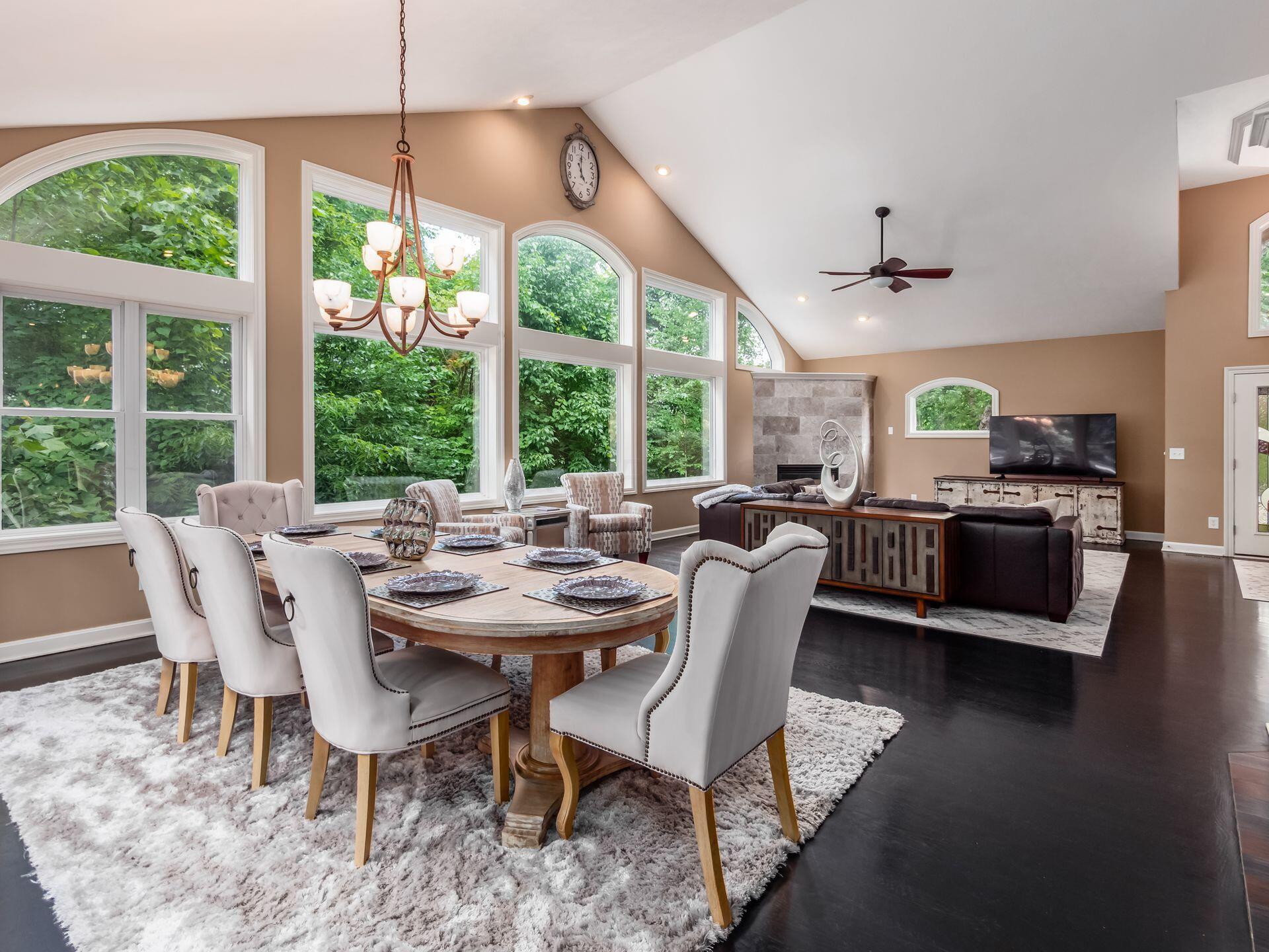 Dublin, Ohio 43016, United States, 4 Bedrooms Bedrooms, ,4 BathroomsBathrooms,Residential,Contingent,157641