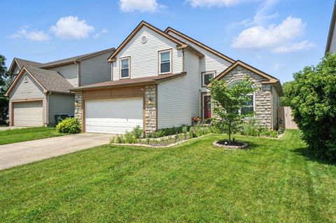 Photo of 906 Linkfield Drive, Columbus, OH 43085 (MLS # 226000340)