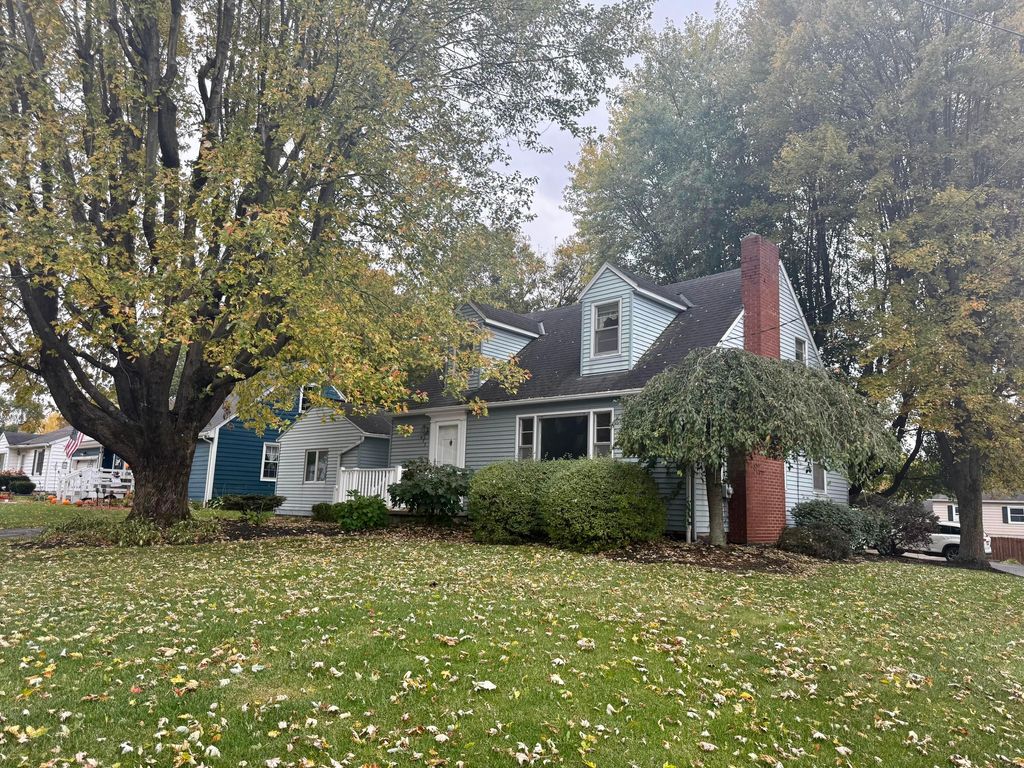 Photo for 473 N Delaware Street, Mount Gilead, OH 43338 (MLS # 225040264)