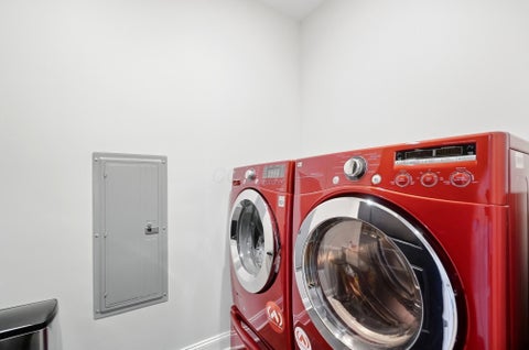 Tiny photo for 250 W Spring Street 916 #916, Columbus, OH 43215 (MLS # 226036403)