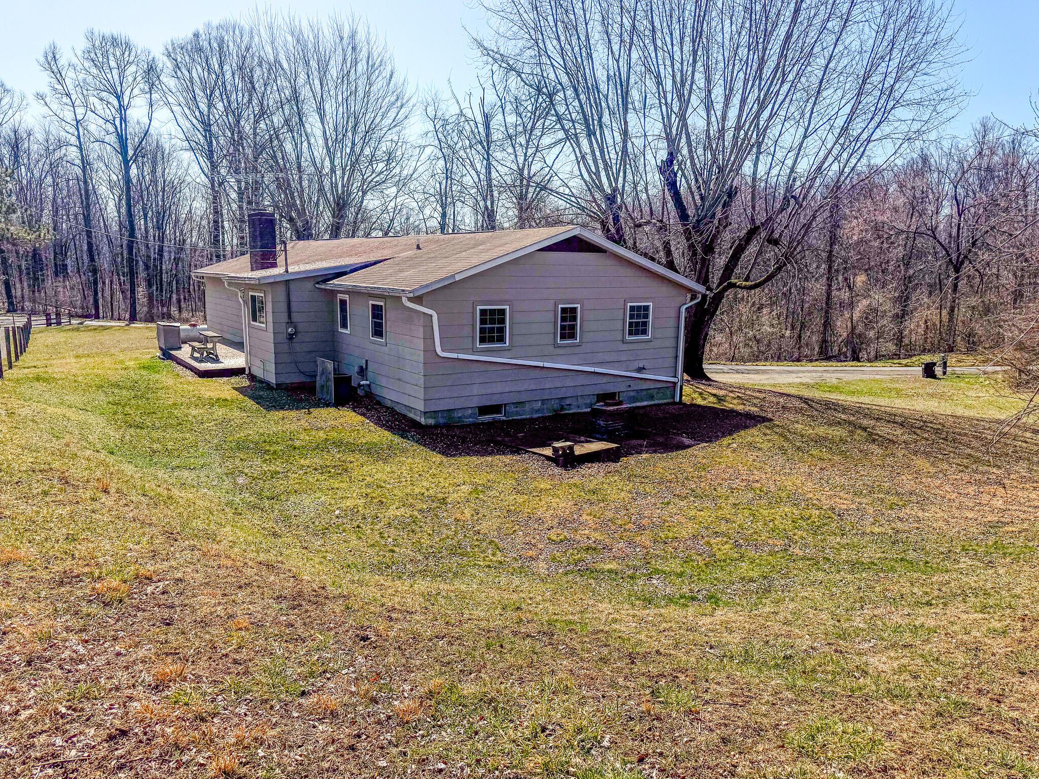 8644 Township Road 219, New Lexington, Ohio image 3