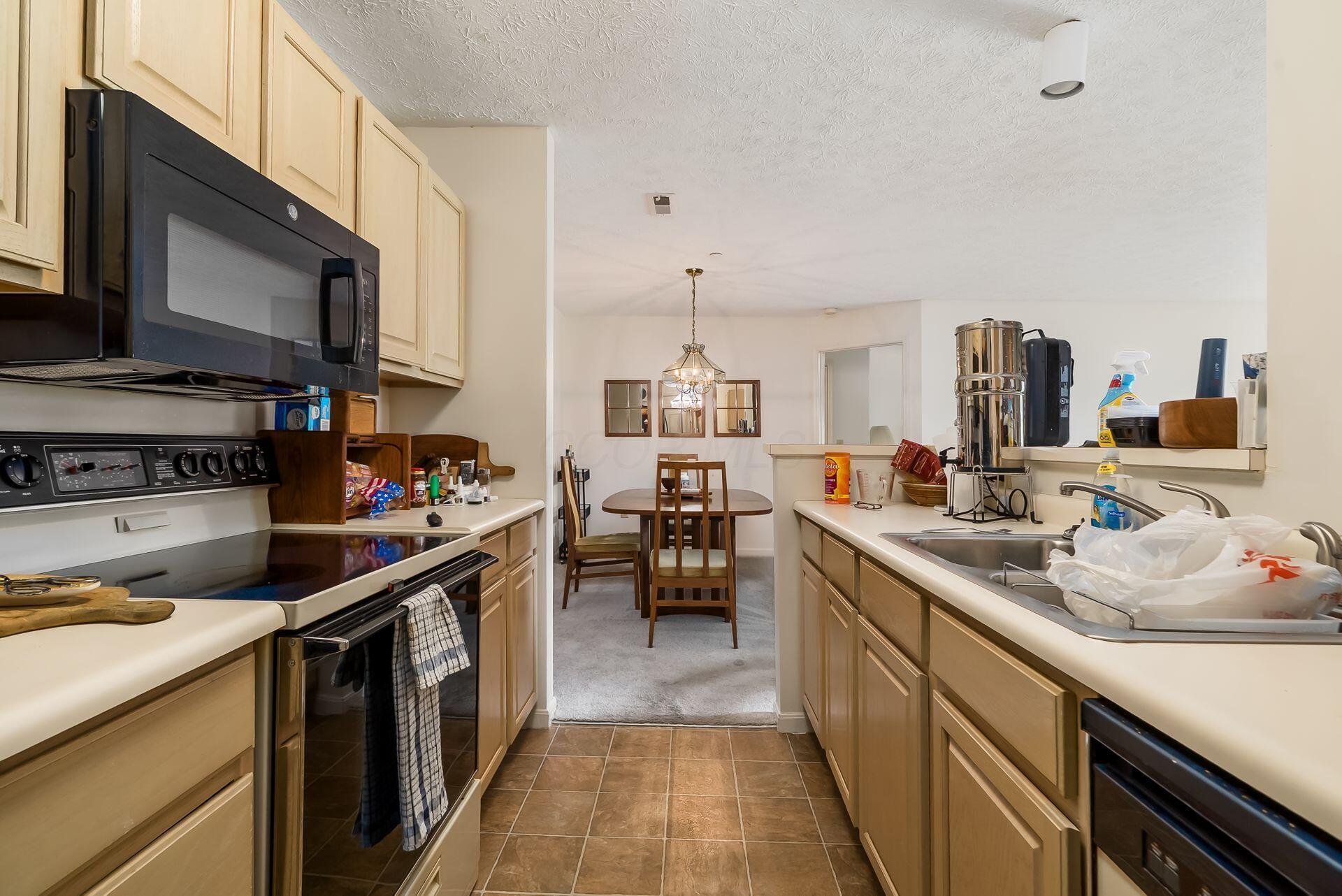 2323 Vicente Court #102, Columbus, Ohio image 4