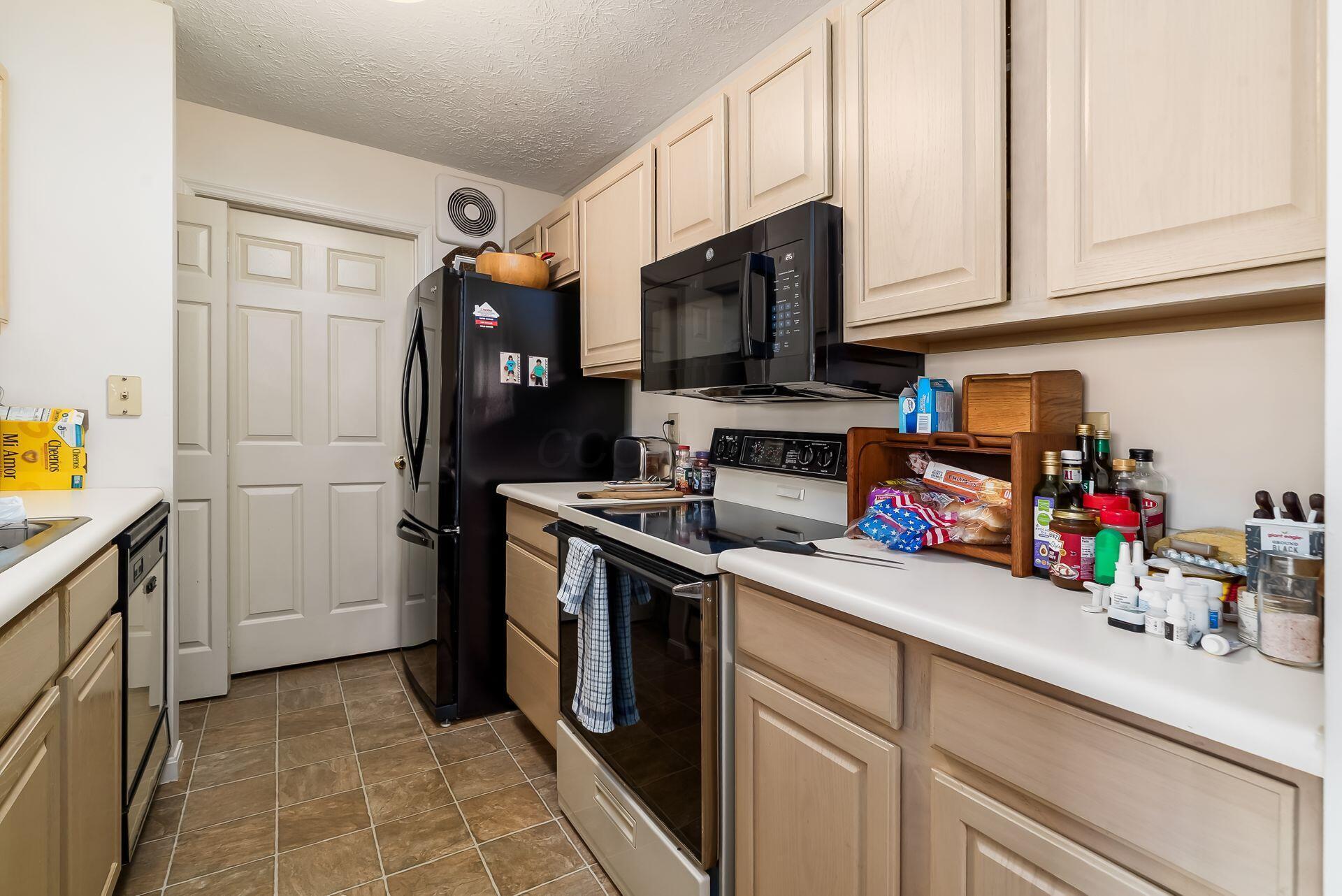2323 Vicente Court #102, Columbus, Ohio image 3