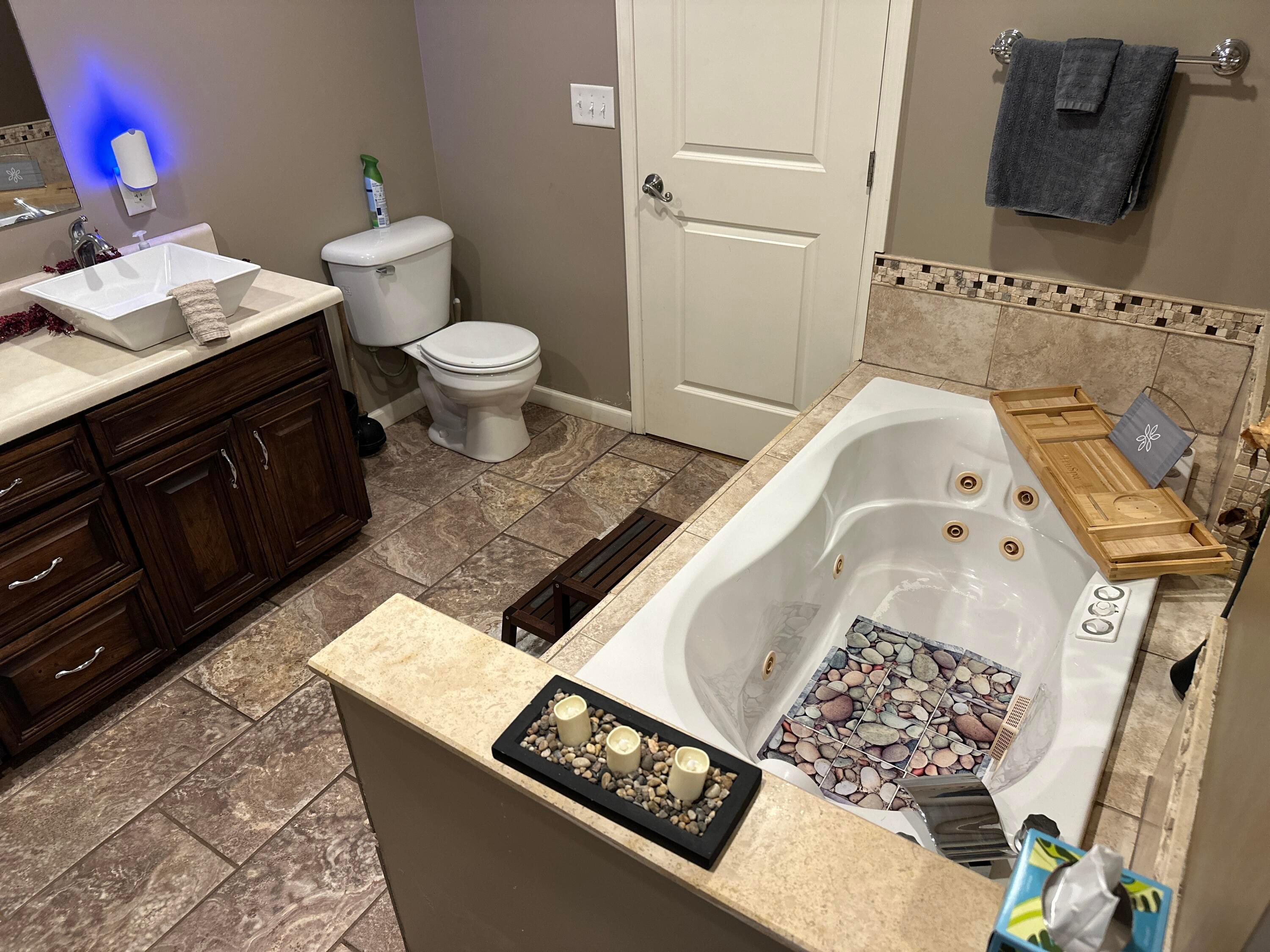 1048 Parkway Drive, Logan, Ohio image 20
