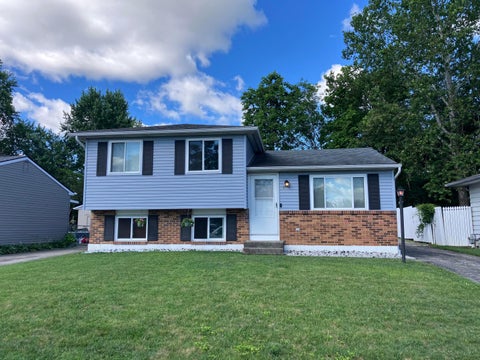Photo of 1791 Flinthill Drive, Columbus, OH 43223 (MLS # 226021840)