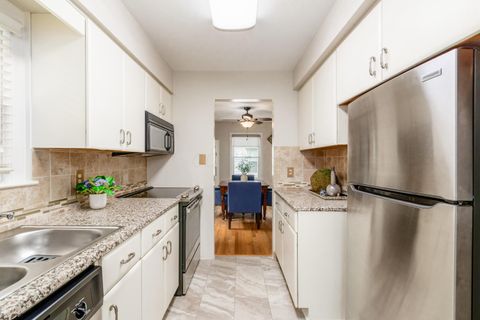 Tiny photo for 2977 Bremen Street, Columbus, OH 43224 (MLS # 226019071)