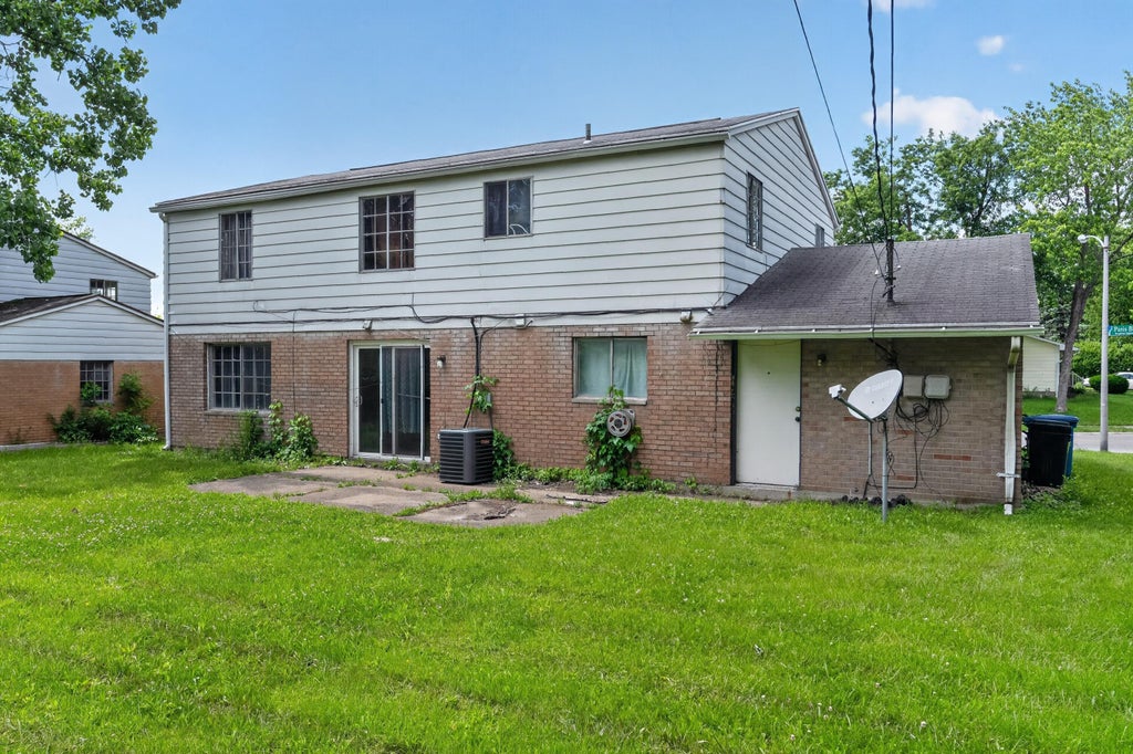Photo of 3695 Paris Boulevard, Westerville, OH 43081 (MLS # 226020429)