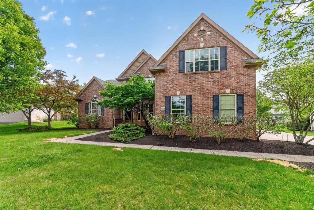 Photo of 9293 Hampshire Court, Powell, OH 43065 (MLS # 226015682)