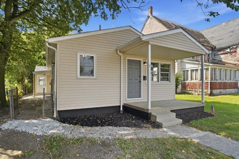 Tiny photo for 7 Maple Street, Jeffersonville, OH 43128 (MLS # 226033917)