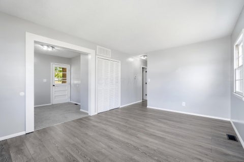 Tiny photo for 7 Maple Street, Jeffersonville, OH 43128 (MLS # 226033917)