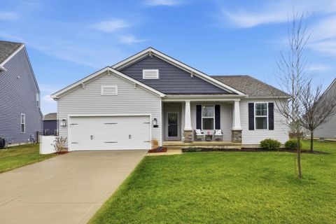 Photo of 161 Rosewood Loop SE, Commercial Point, OH 43116 (MLS # 226001675)