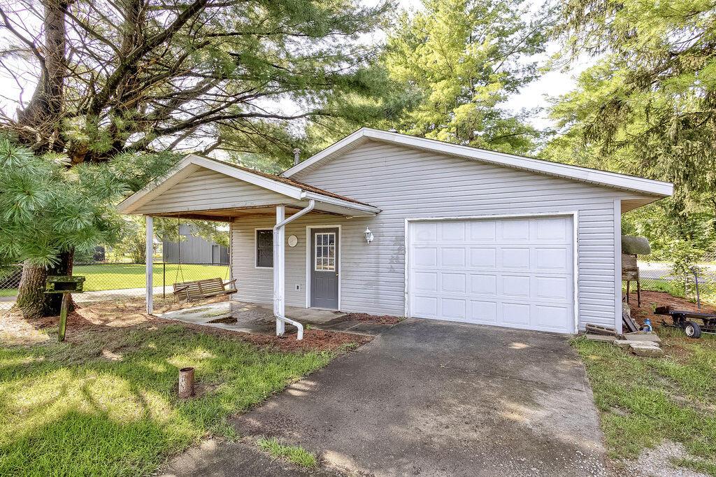 111 Barb Avenue