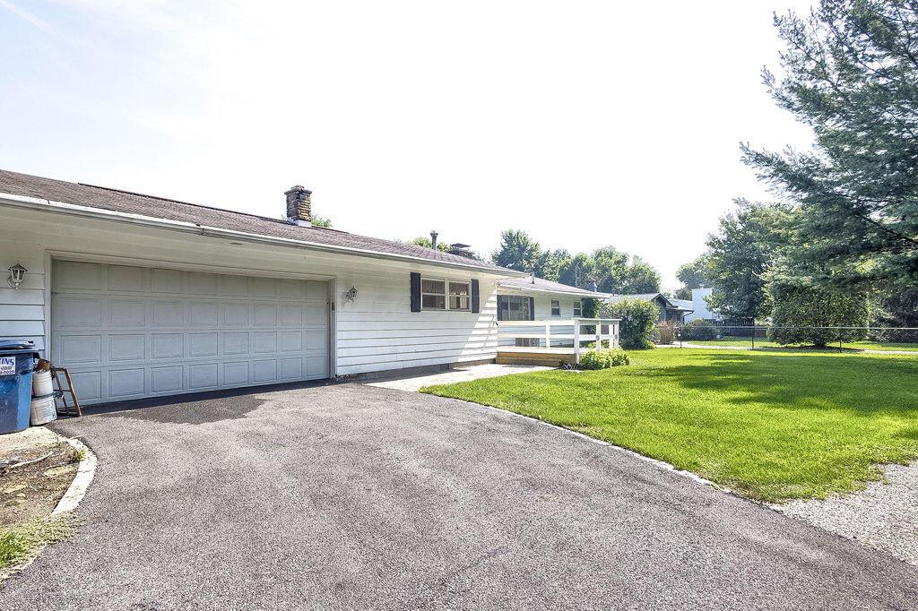 111 Barb Avenue
