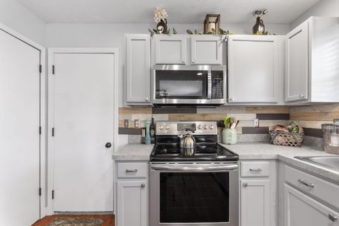Tiny photo for 159 Overtrick Drive, Delaware, OH 43015 (MLS # 225039622)