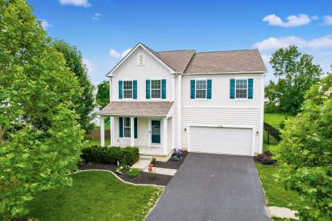 Photo of 12283 Herons Landing Drive NW, Pickerington, OH 43147 (MLS # 226022886)