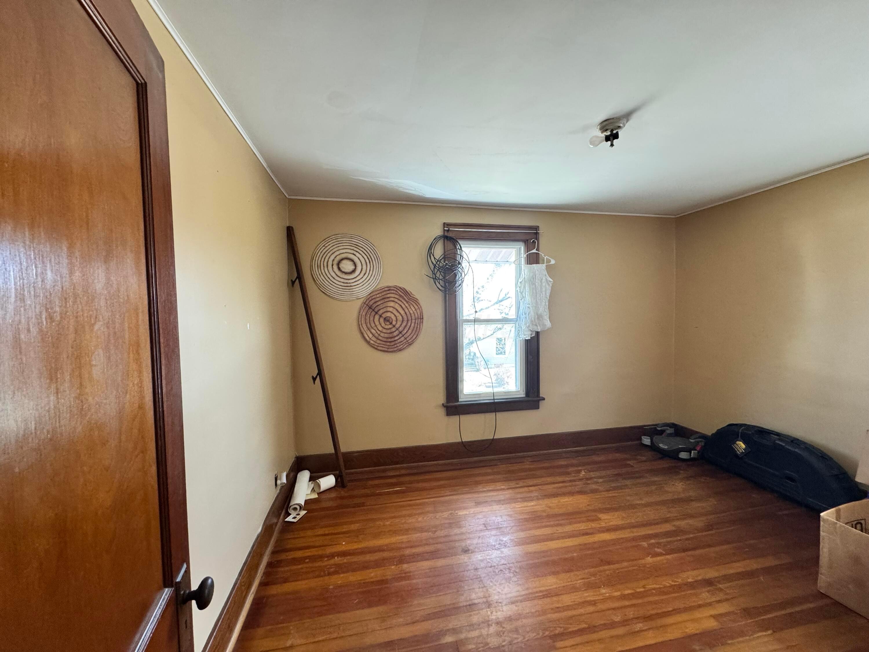 323 S 9th Street, Coshocton, Ohio image 10
