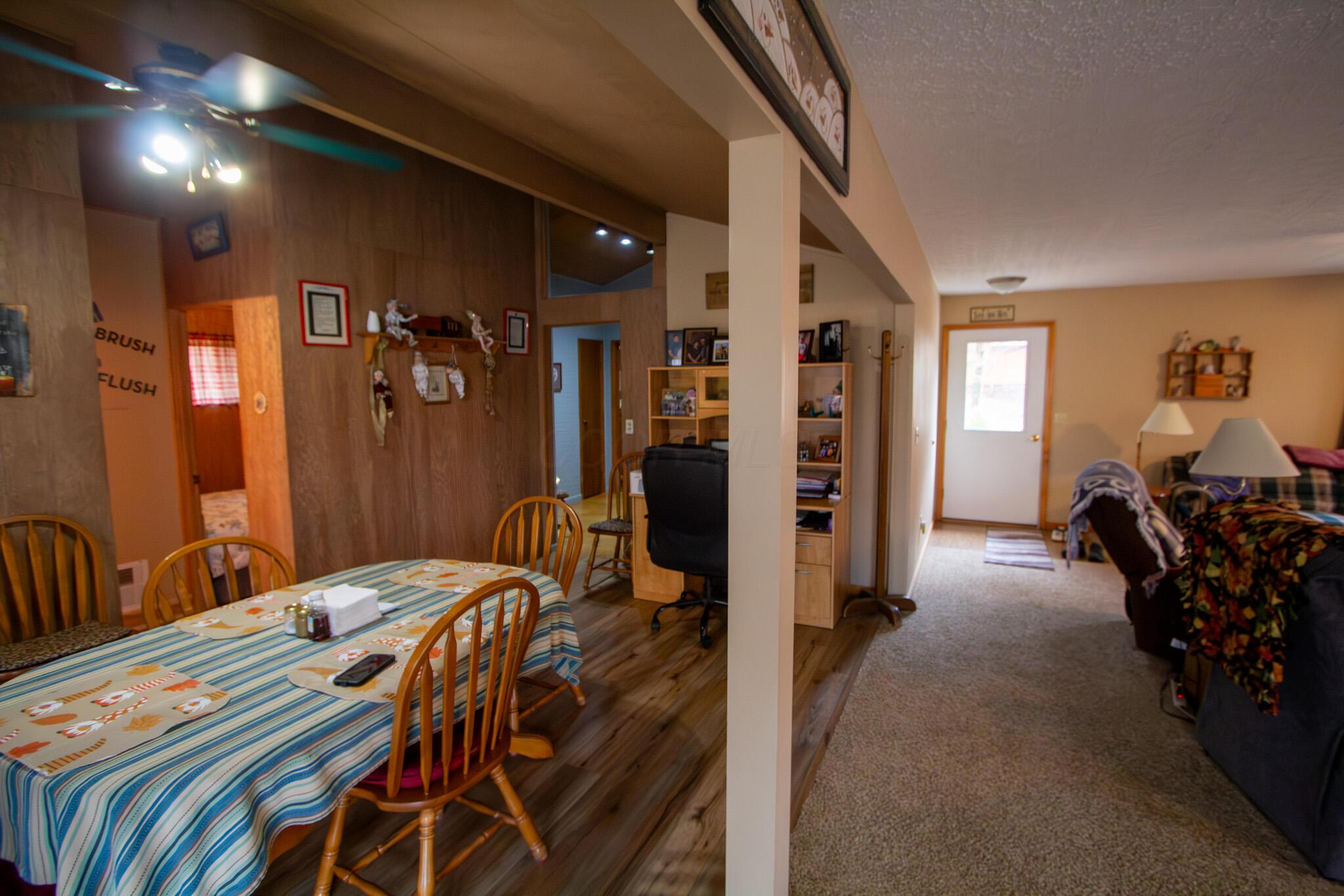 36 Seneca Lane, Sugar Grove, Ohio image 43