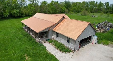 Photo of 6964 Irvin Shoots Road W, Marion, OH 43302 (MLS # 226016846)