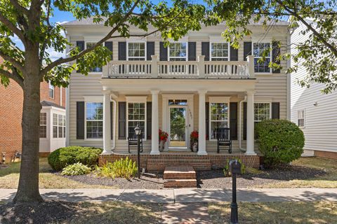 Photo of 5007 Hearthstone Park Drive, New Albany, OH 43054 (MLS # 226001096)