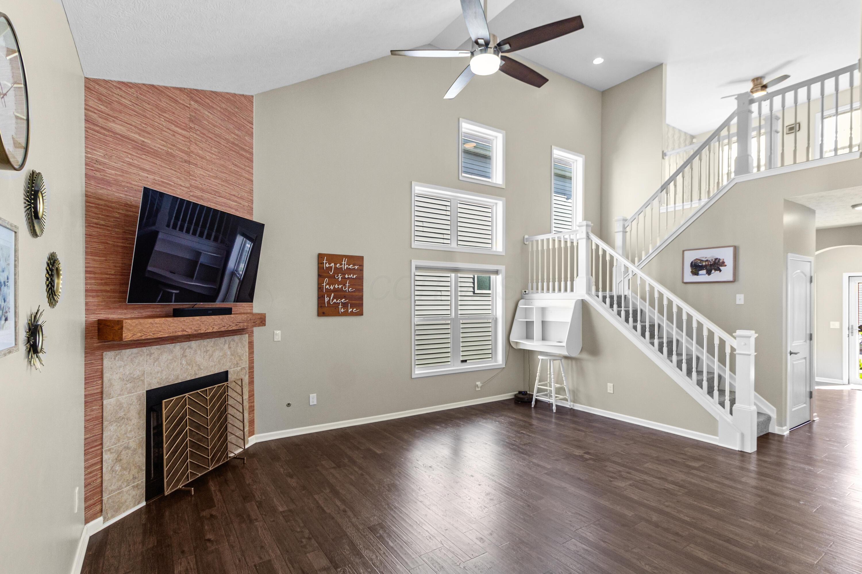 5443 Goose Falls Drive, Dublin, Ohio image 2