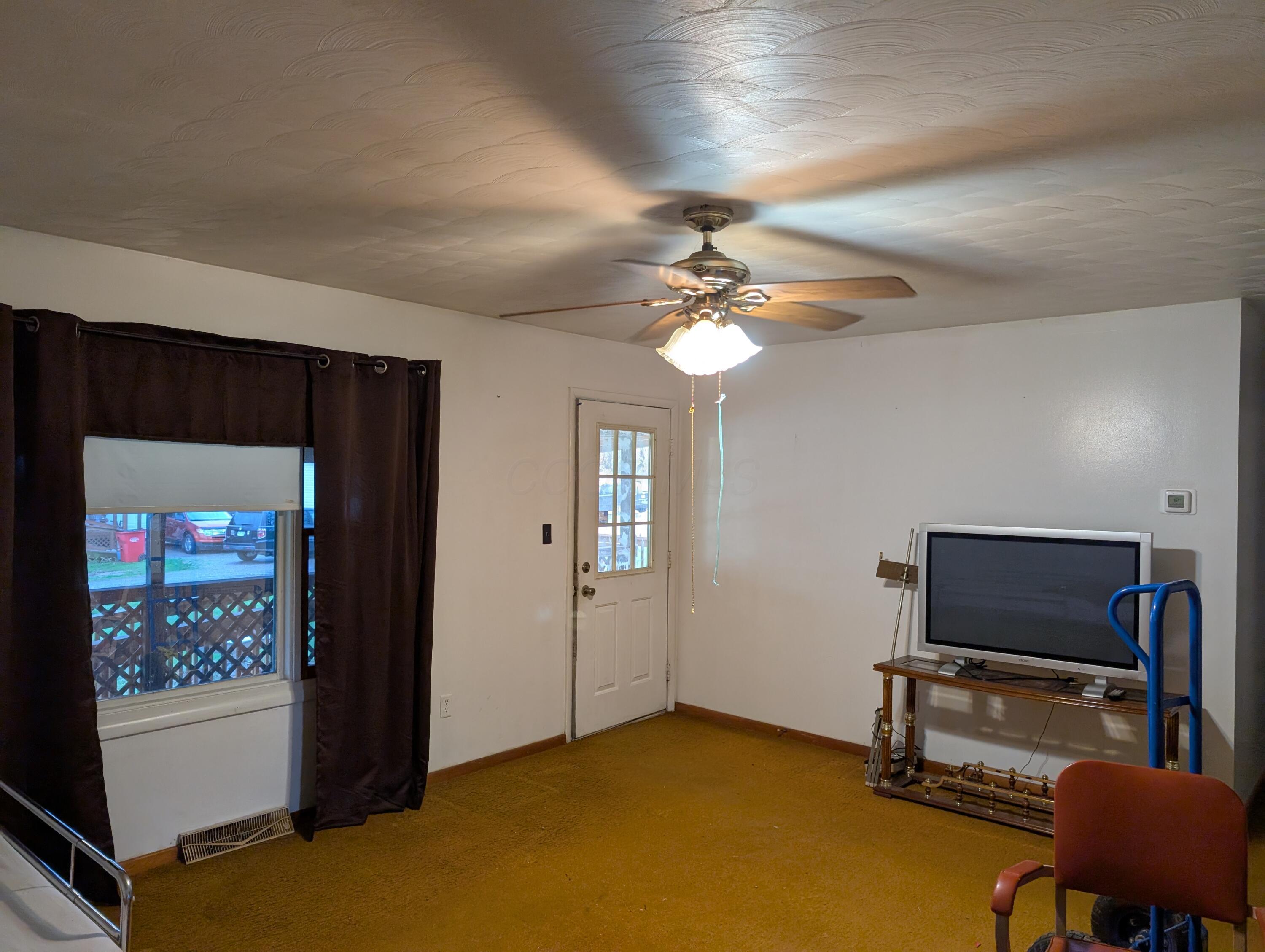 98 Peggy Street, Roseville, Ohio image 5