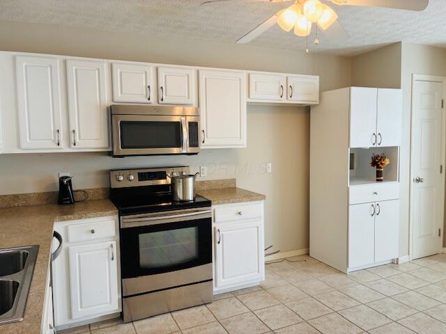 4407 Culburn Park Drive, Grove City, Ohio image 3