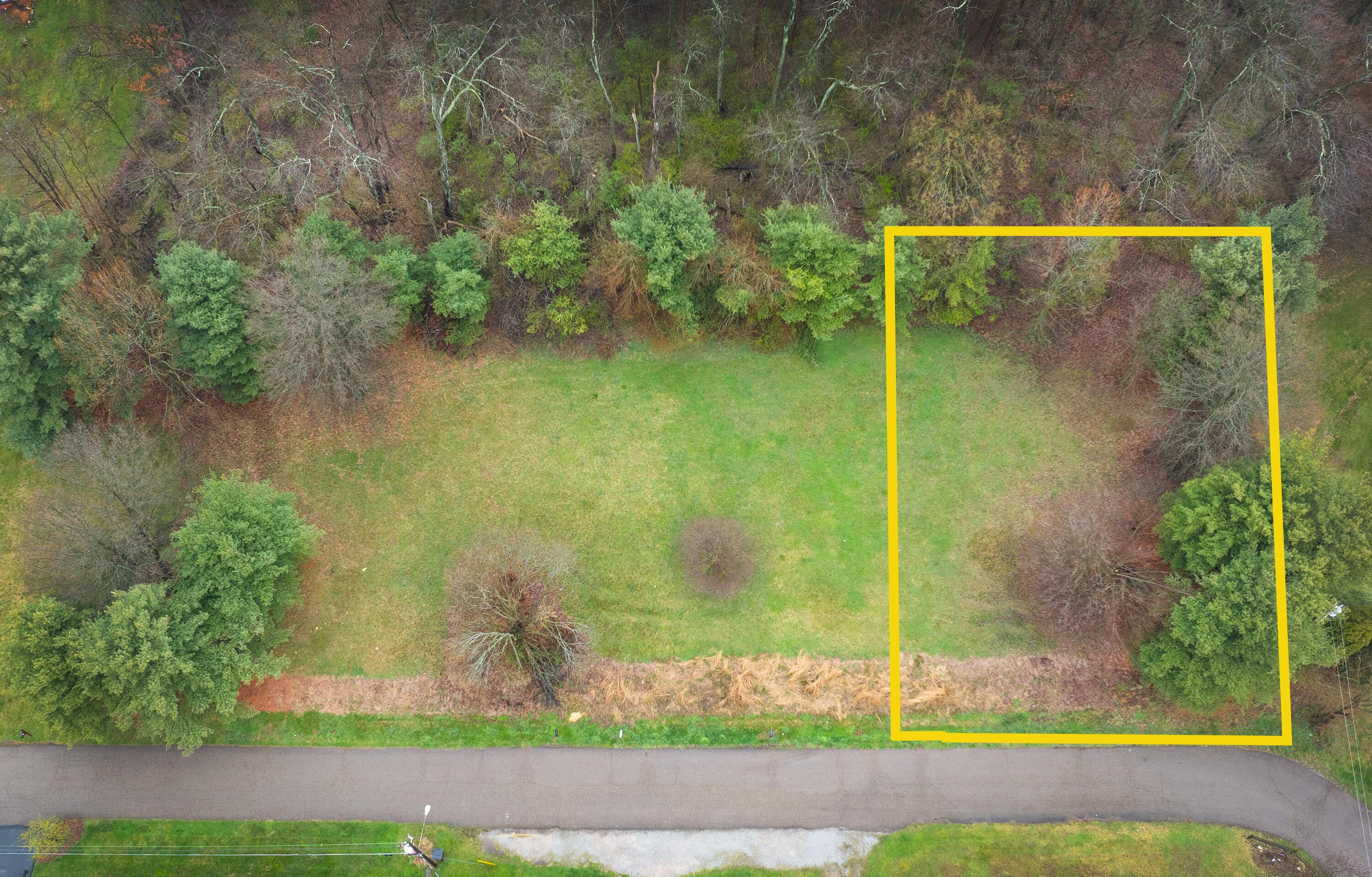 Seneca Avenue, Fredericktown, Ohio image 2