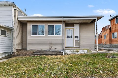 Photo of 372 S Main Street, Marion, OH 43302 (MLS # 226001035)