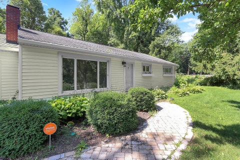 Homes For Sale - 227 Olentangy View Drive<br/> Delaware, OH 43015