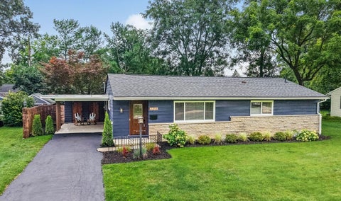 Photo of 2215 Woodstock Road, Columbus, OH 43221 (MLS # 226030401)