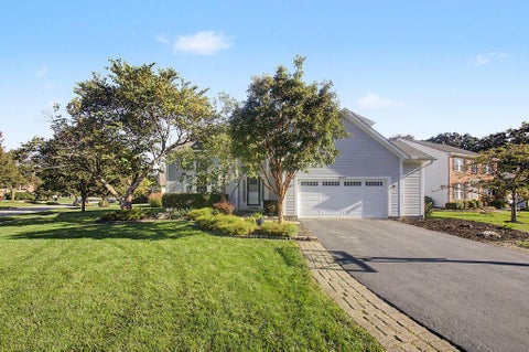 Photo of 2321 Narrow Leaf Court, Lewis Center, OH 43035 (MLS # 226039816)