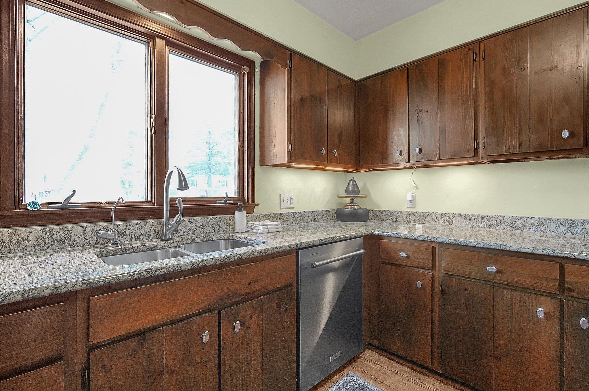 808 Southridge Drive, Mount Vernon, Ohio image 33