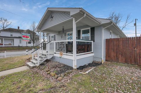 Tiny photo for 701 Washington Avenue, Lancaster, OH 43130 (MLS # 226002424)
