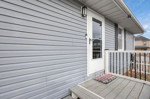 Tiny photo for 701 Washington Avenue, Lancaster, OH 43130 (MLS # 226002424)