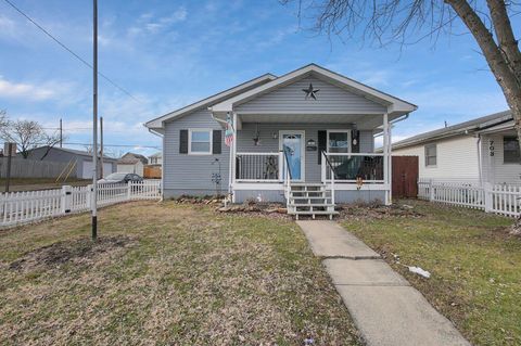 Photo of 701 Washington Avenue, Lancaster, OH 43130 (MLS # 226002424)
