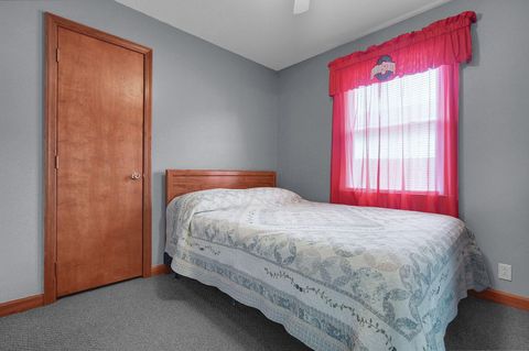 Tiny photo for 701 Washington Avenue, Lancaster, OH 43130 (MLS # 226002424)